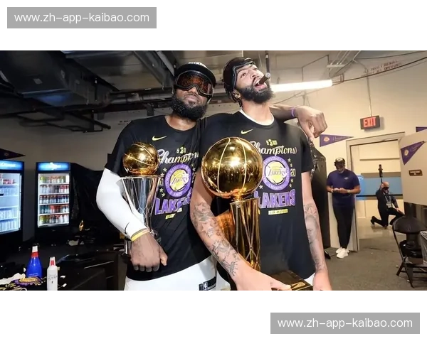 巅峰碰撞！NBA直播湖人vs热火：紫金豪门的传奇续篇与南海岸铁血意志的终极审判