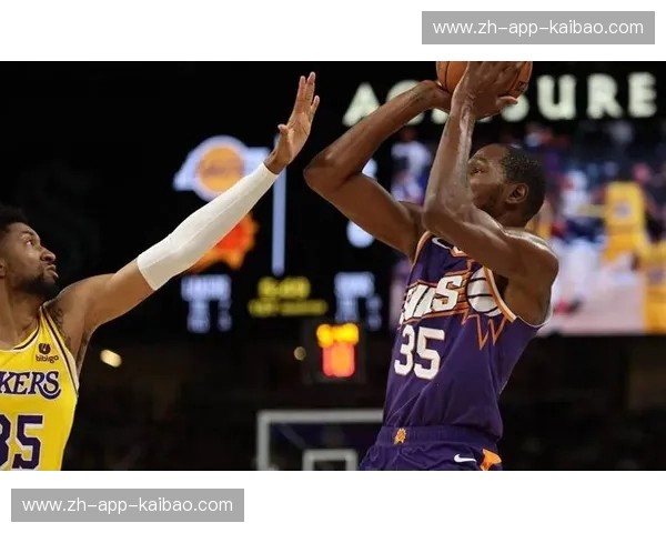 湖人vs雷霆全场录像：激情碰撞，荣耀之夜，谁能主宰斯台普斯？